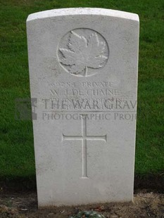 LA LAITERIE MILITARY CEMETERY - DEAN, REGINALD EVAN